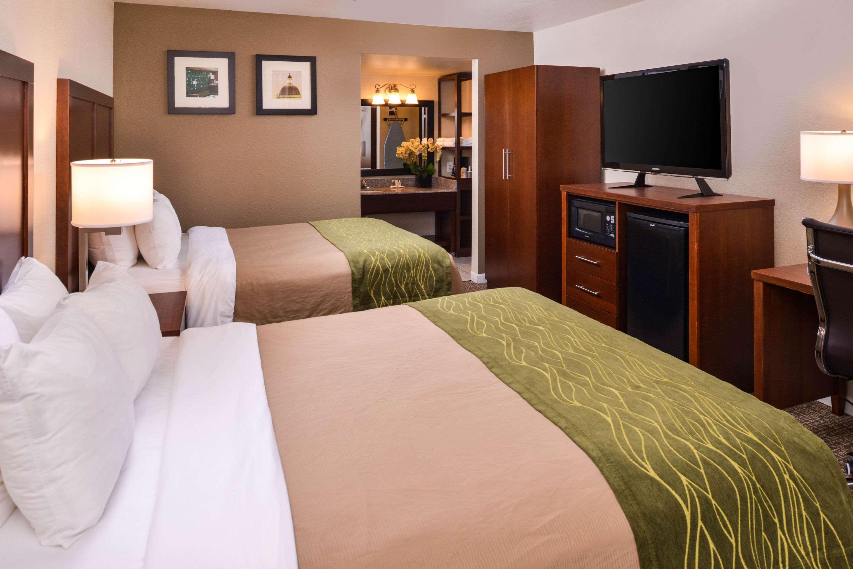Rancho Cordova Inn Luaran gambar
