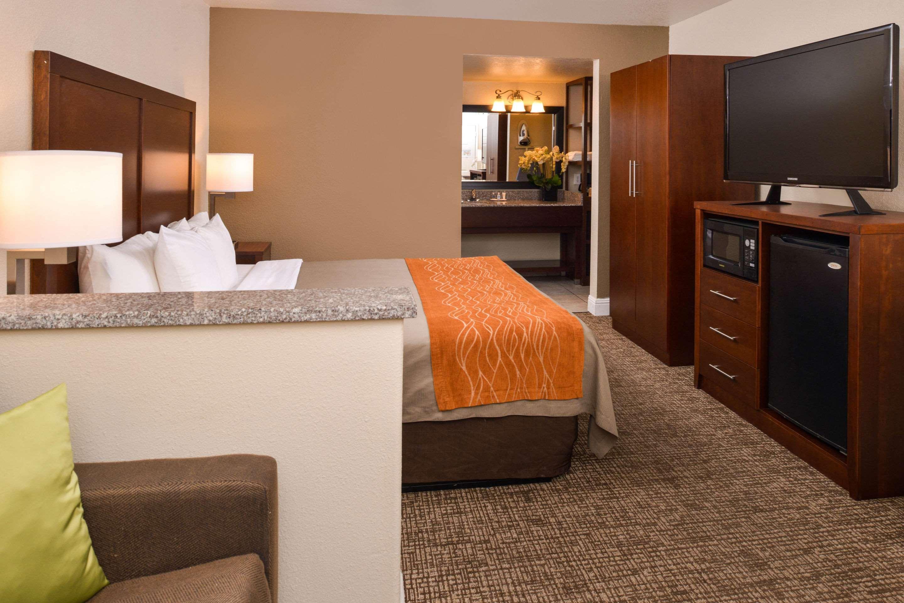 Rancho Cordova Inn Luaran gambar