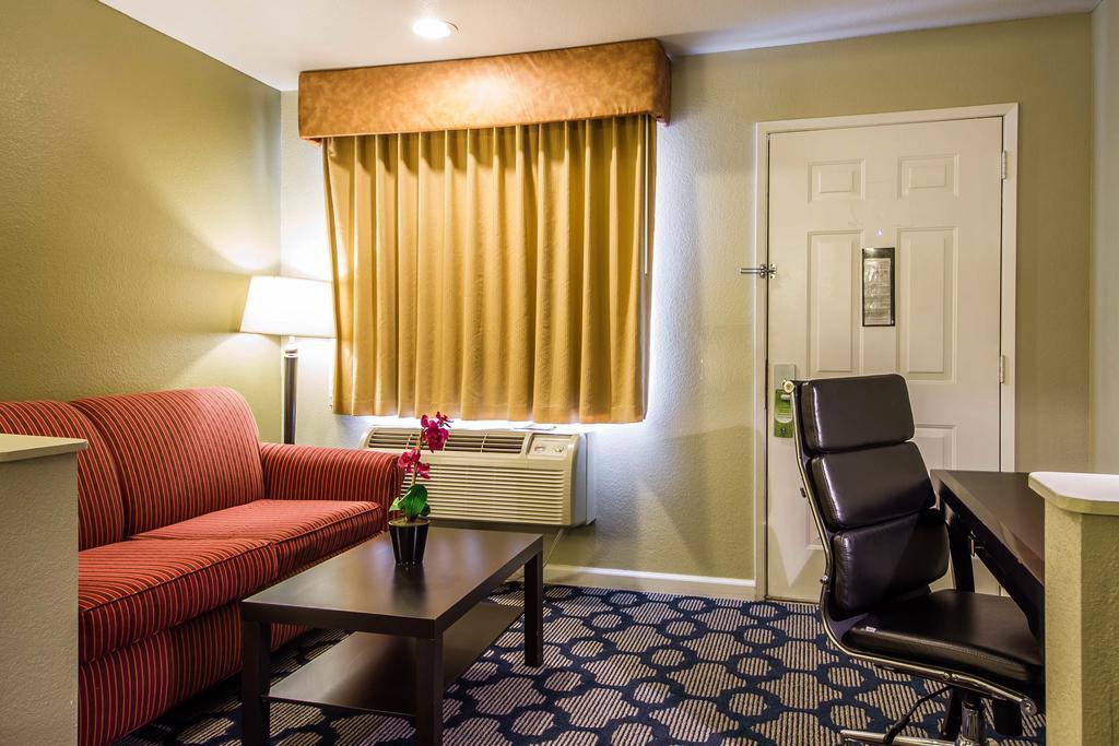 Rancho Cordova Inn Luaran gambar