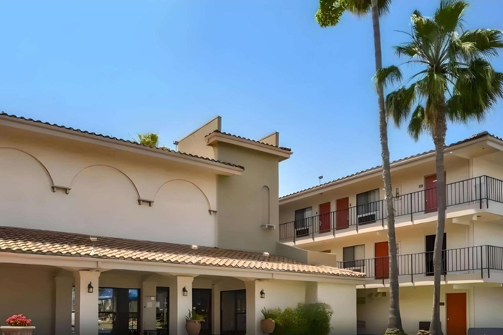 Rancho Cordova Inn Luaran gambar