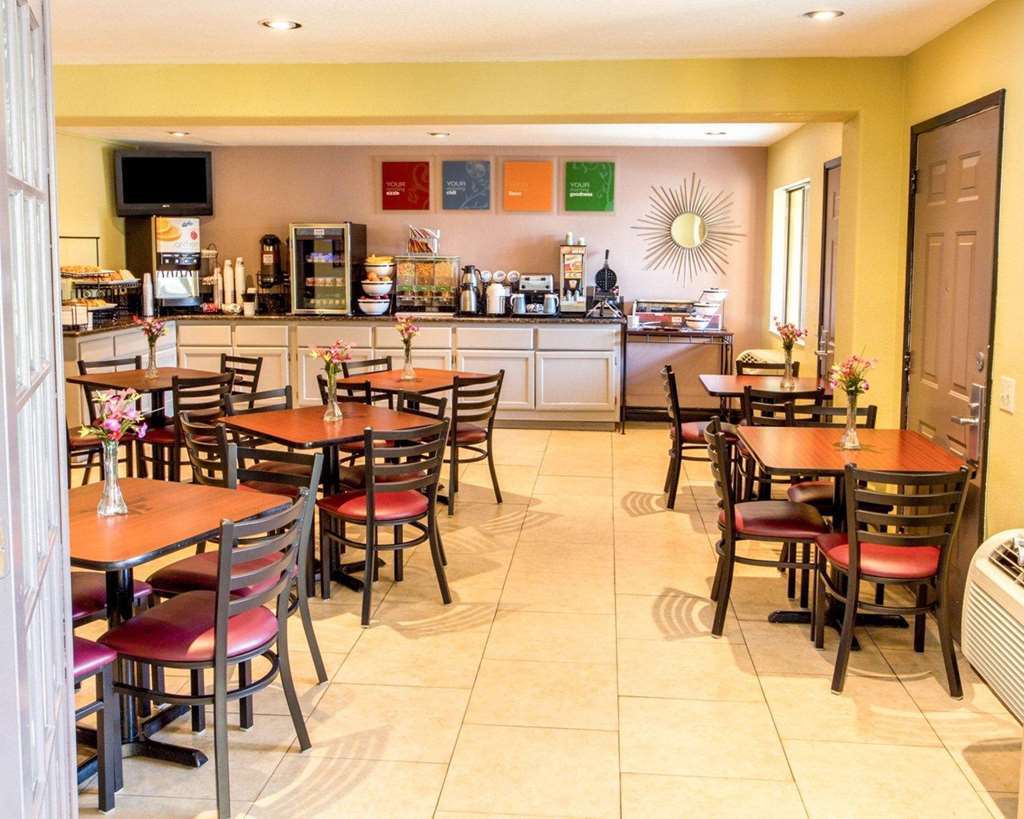 Rancho Cordova Inn Restoran gambar